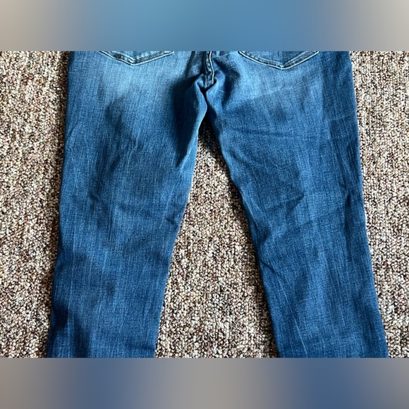 Buckle Black Women’s Medium Wash Distressed Stretch Ankle Skinny Jeans Size 28 - Picture 10 of 14